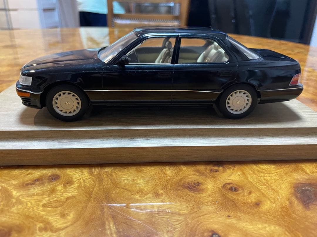 トヨタ 10セルシオ ブラック 成約記念 ミニカー 1/24 非売品