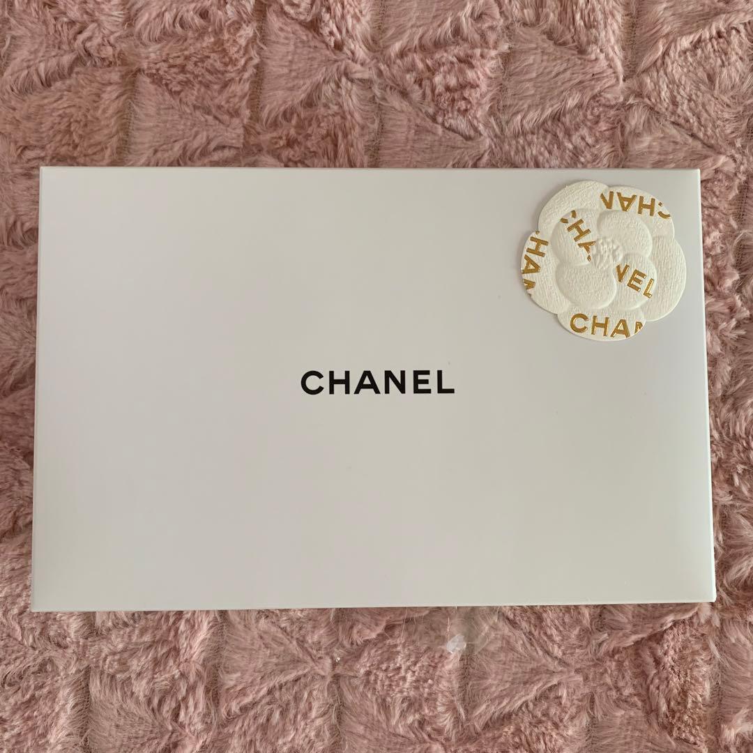 新品　未開封　シャネル ビューティーコレクション　ホリデー　クリスマスコフレ