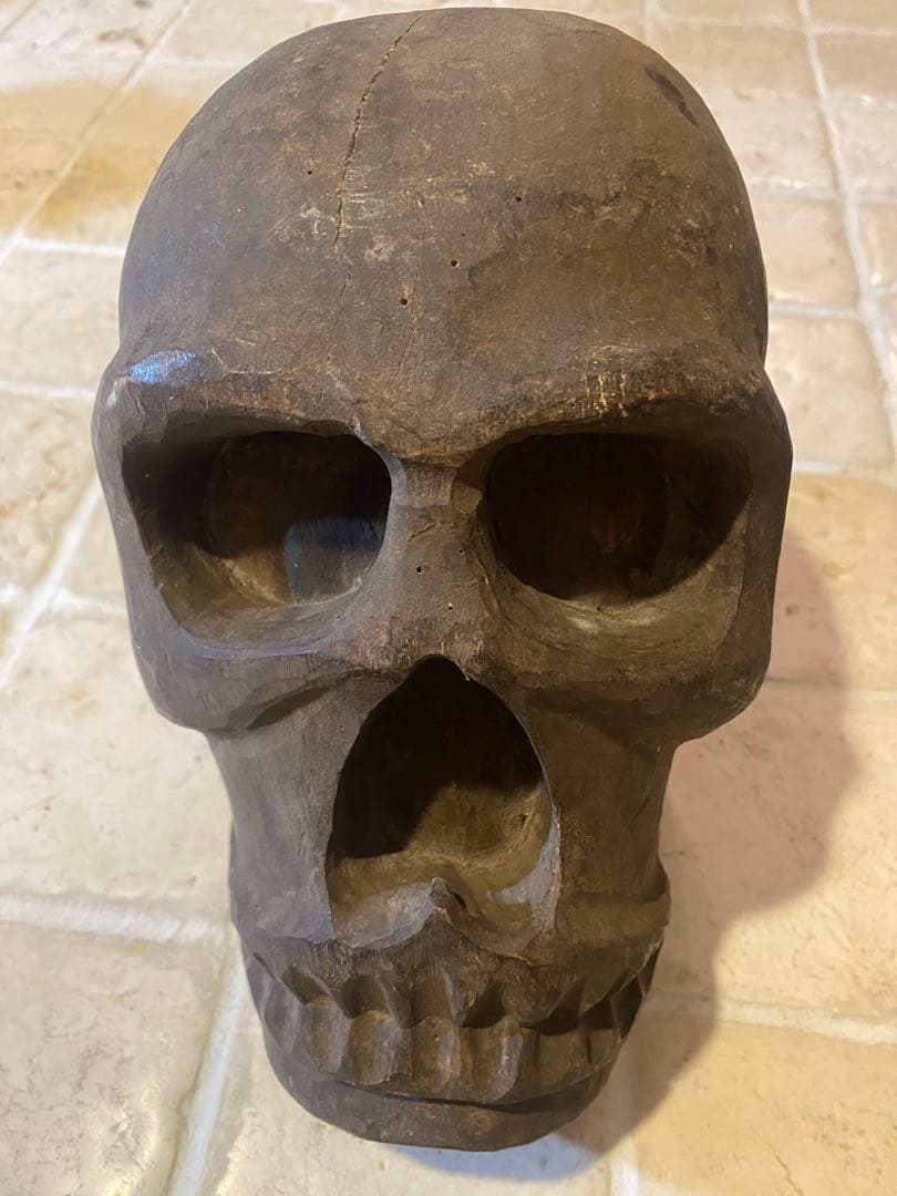 ドクロ　呪物　木彫り　置物　ハンドメイド