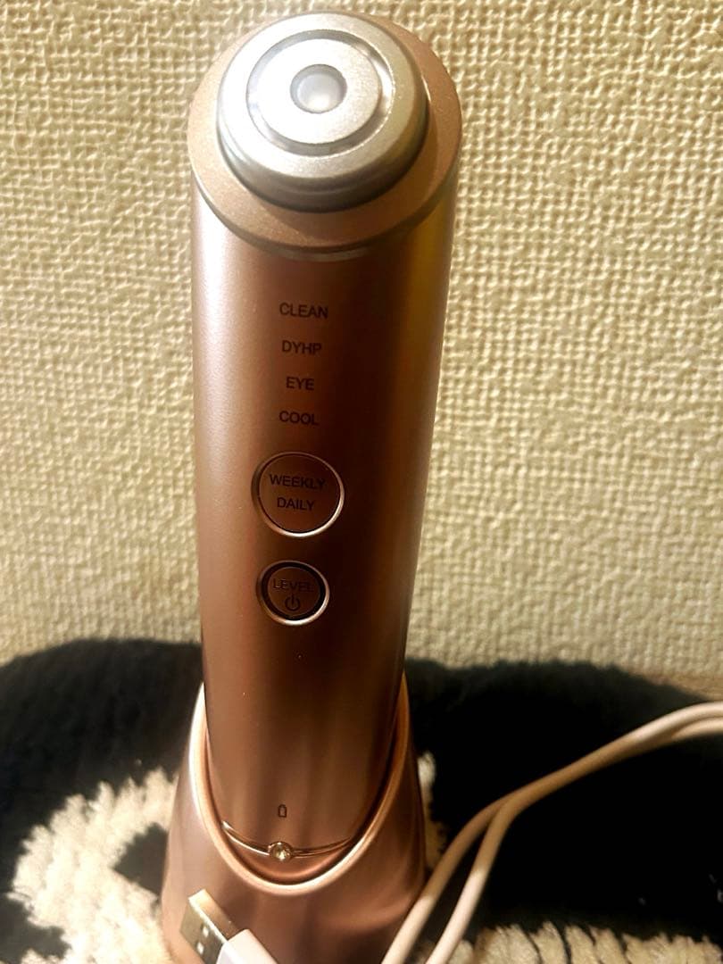 YAMAN 美顔器 ピンク 充電ケーブル付き　M18フォトプラスShiny