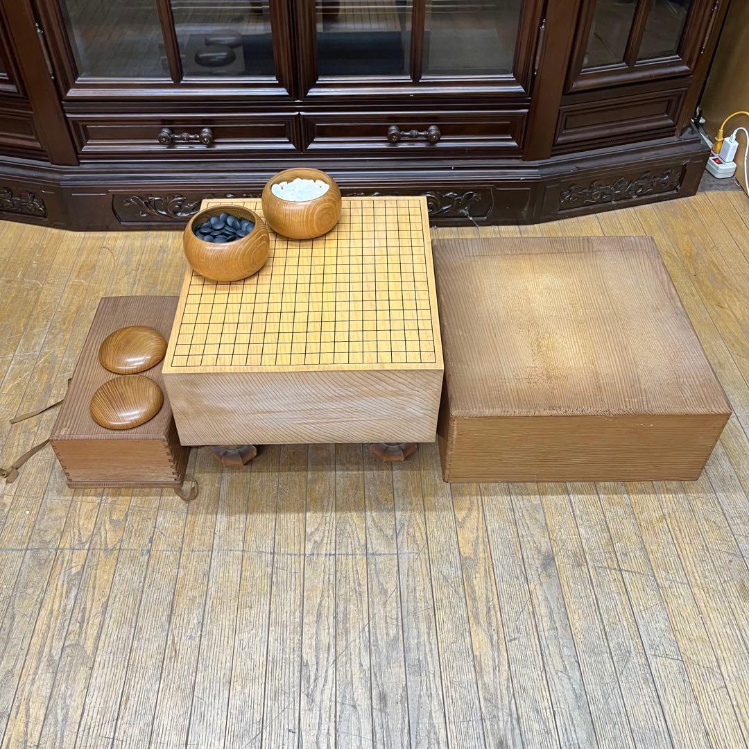 高級　囲碁盤　石、へそ、カバー付き