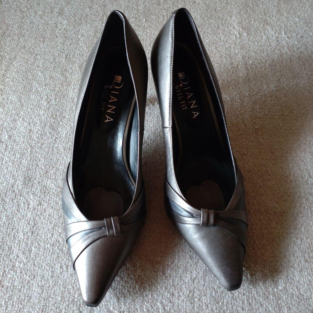 DIANA WELL FIT パンプス 25センチ 2E - メルカリ