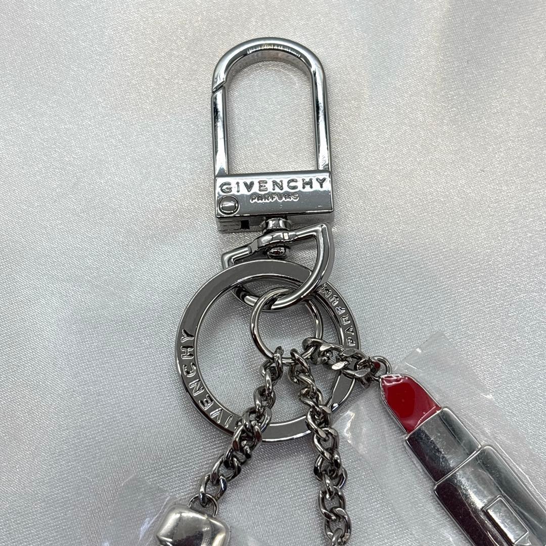 GIVENCHY ジバンシィ キーホルダー キーリング 香水 リップ Gロゴ