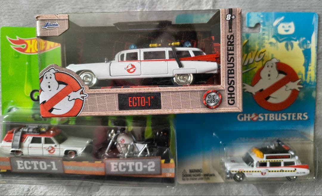 HotWheels Ghostbuster Ecto-1 & 2ミニカーセット