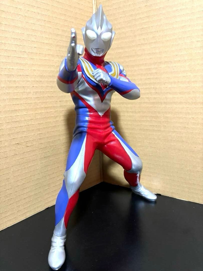 ビッグサイズソフビ3種 ウルトラマンティガ マルチタイプ グリッター