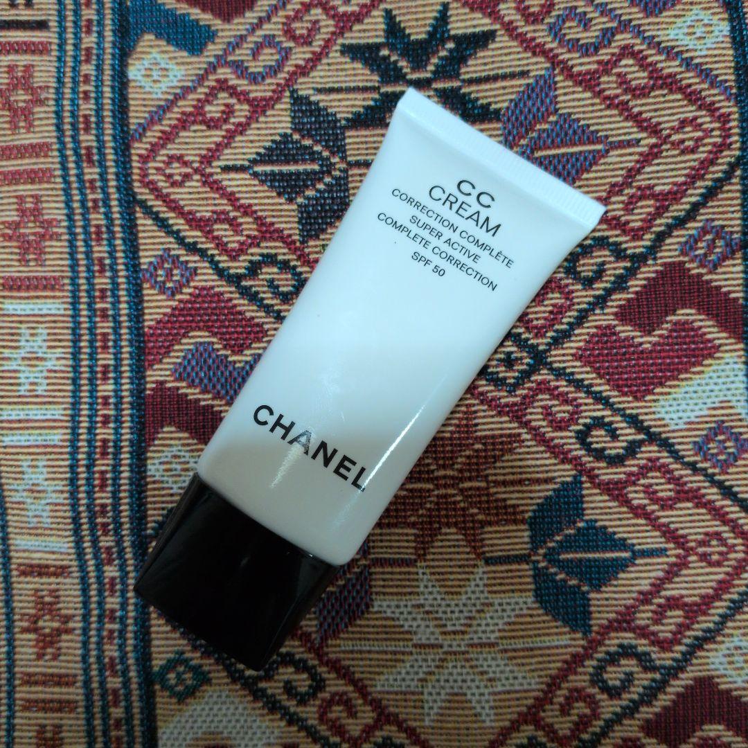 シャネル CCクリーム N 10 ベージュ