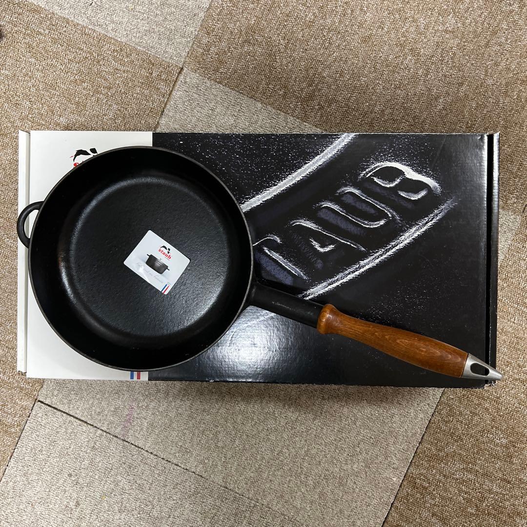 ストゥブ フライパン 24cm 40509-381 ストウブ 鍋 Staub ウッドハンドル フライパン 24cm ホーロー キッチン