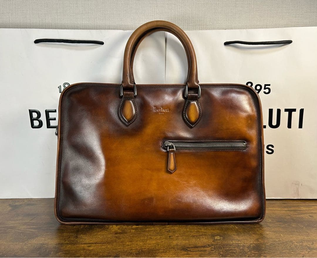 70万円 オルガ期 Berluti アンジュール レザー ブリーフケース