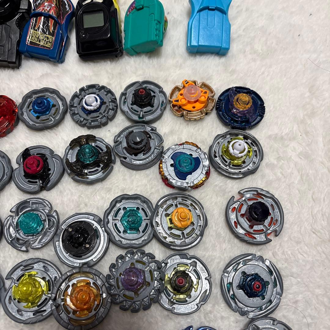 メタルファイトベイブレード 67個 まとめ売り 引退品 バラ売り可能 即