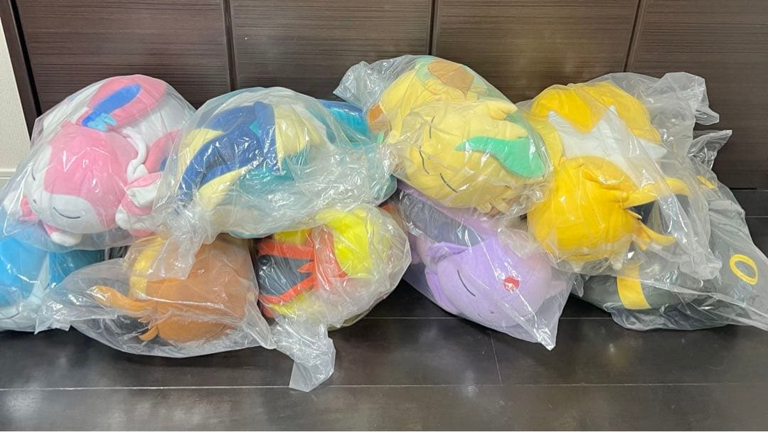 新品未開封 すやすやポケモン イーブイ ブイズ9体コンプセット