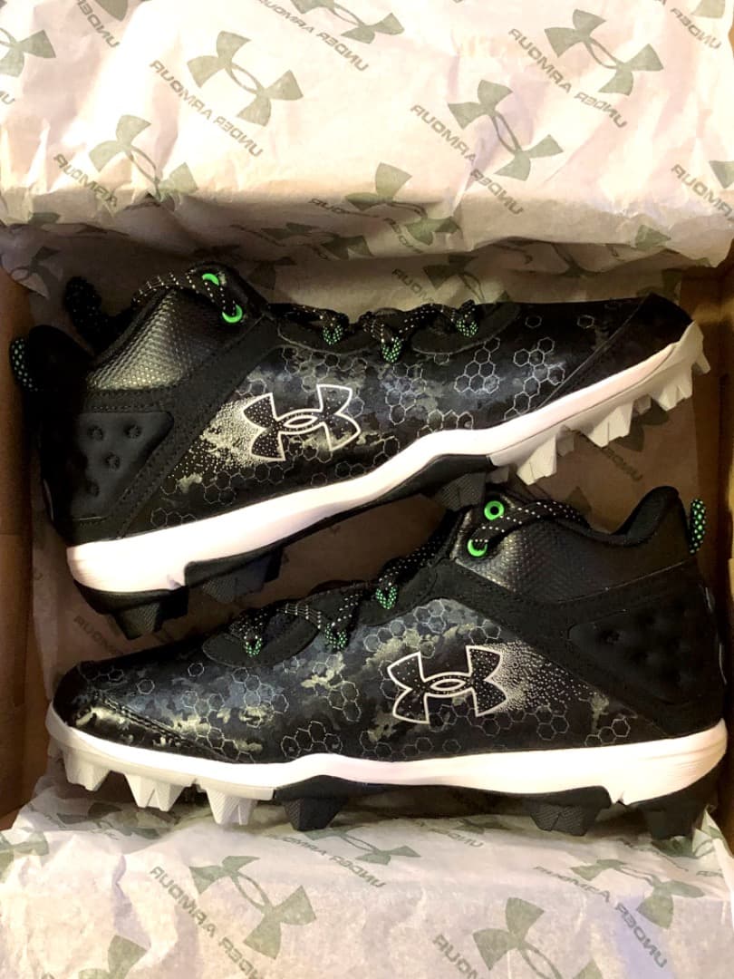 新品2026年USA国内限定アンダーアーマー☆野球ハーパー8MidRm28cm