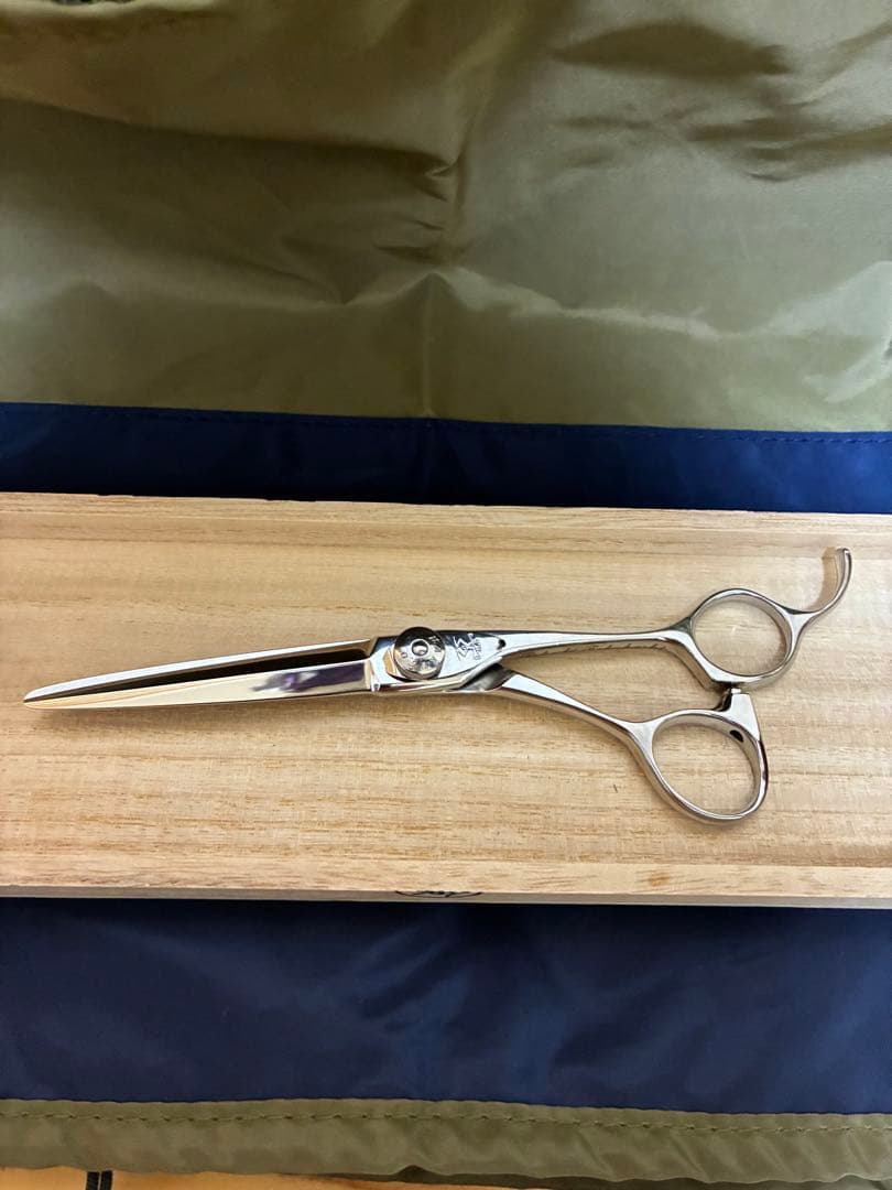 【美品】ナルトシザー　サークラインセイス　6インチ サービス券2枚