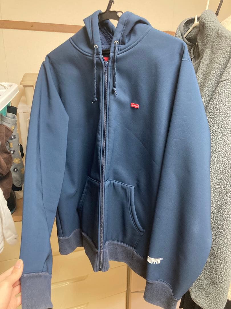 トップス Supreme WINDSTOPPER Zip Up Hooded /Navy 中古・古着通販】SUPREME (シュプリーム) ジップパーカー WINDSTOPPER
