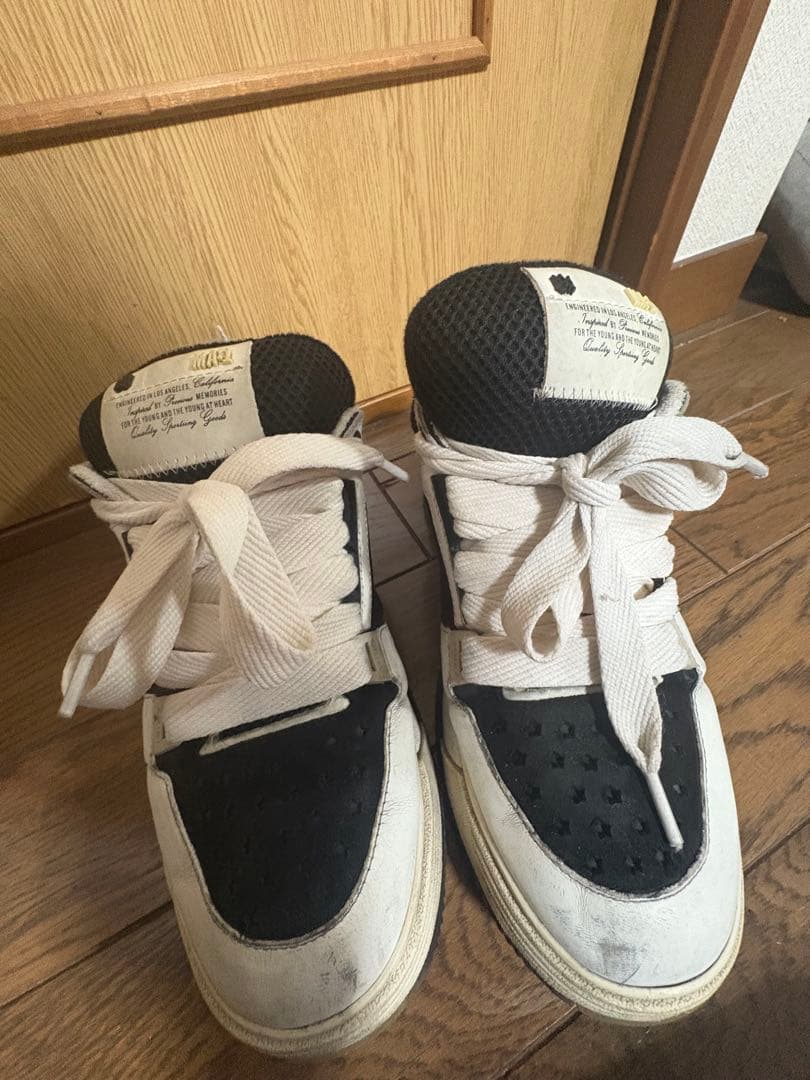 AMIRIスニーカー IMG_7294_1200x630.jpg?v=1755592642