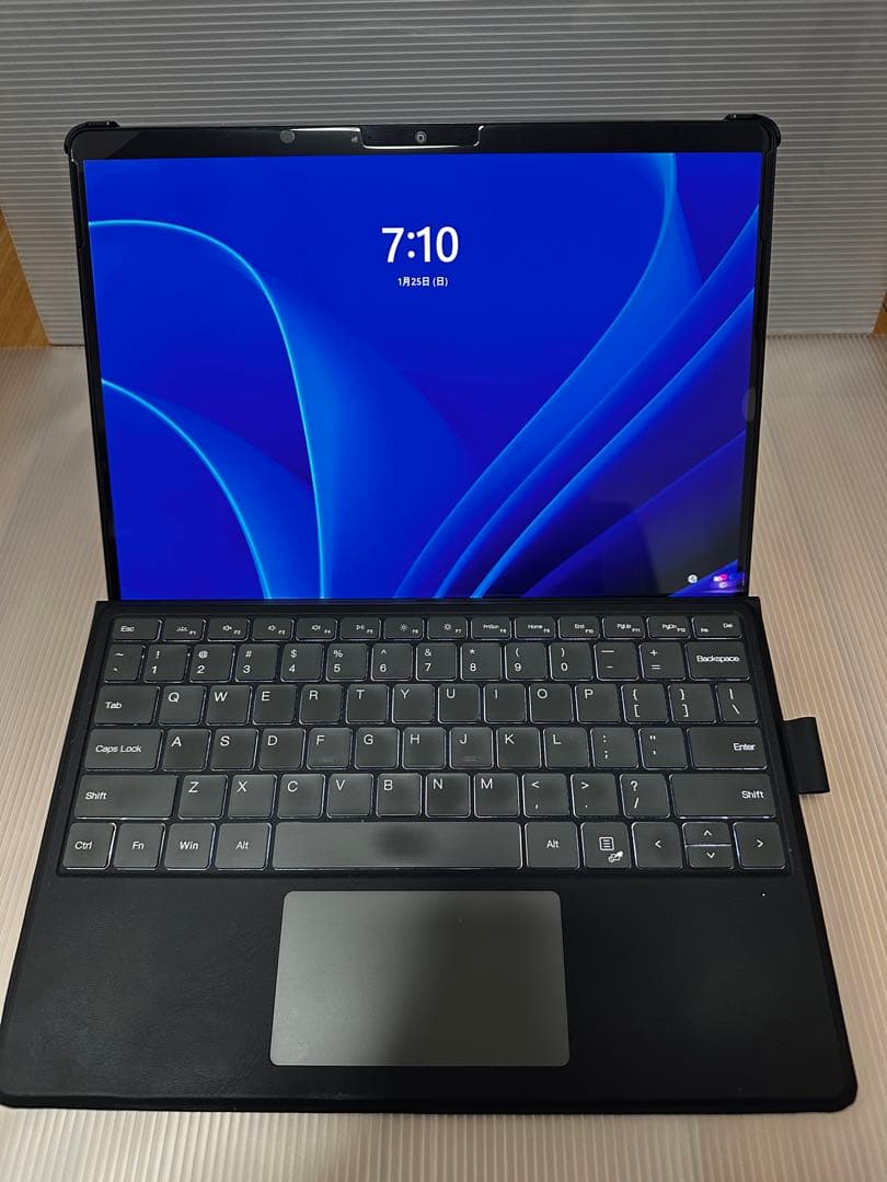 【美品】13インチ chuwi Hi10 Max N150