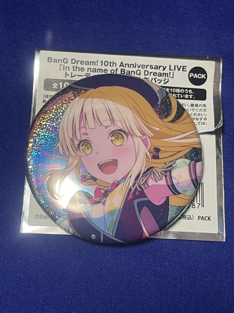 バンドリ 10周年 ホログラム缶バッジ 弦巻こころ - メルカリ