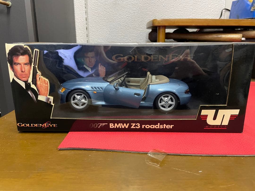 007ゴールデンアイ　 Z3 ロードスター
