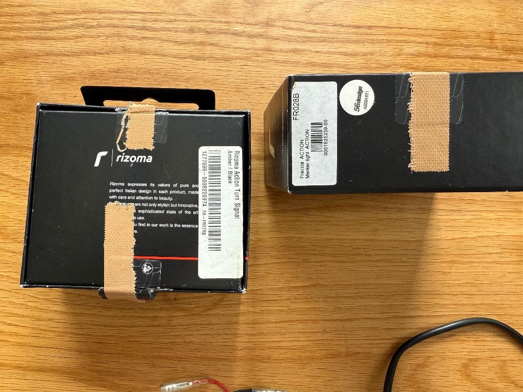 リゾマ Rizoma ウィンカー FR028B、2点セット - メルカリ