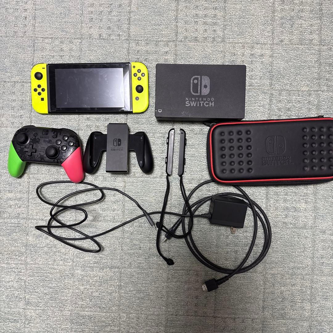 Nintendo Switch 本体　周辺機器セット Nintendo Switch すぐに遊べるセット 純正アダプタ・ドック付き