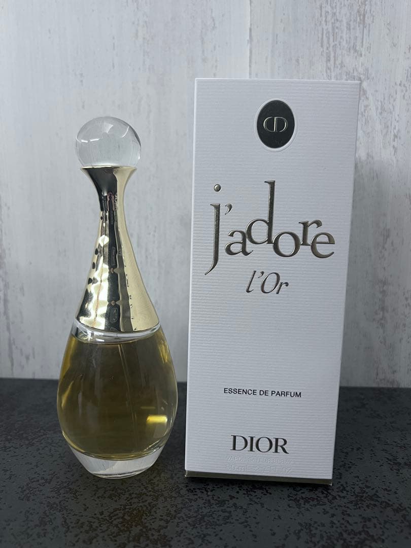 DIOR j'adore l'Or エッセンス・ド・パルファム