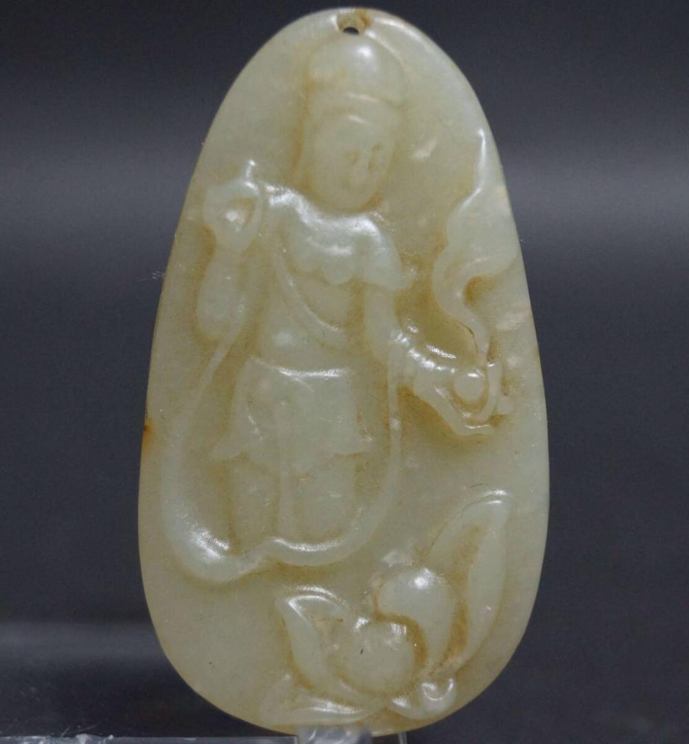 古代 和田玉(ホータン) 細工彫り『観音菩薩像』玉佩根付 緒締玉 提げ物 装飾品