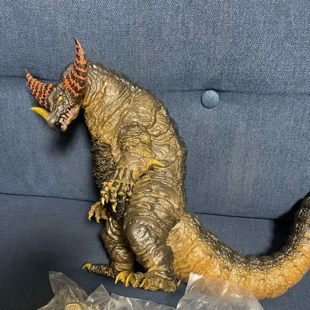 ※箱付き　開封済　一番くじ　怪獣超大全　ラストワン賞　ゴモラ　フィギュア