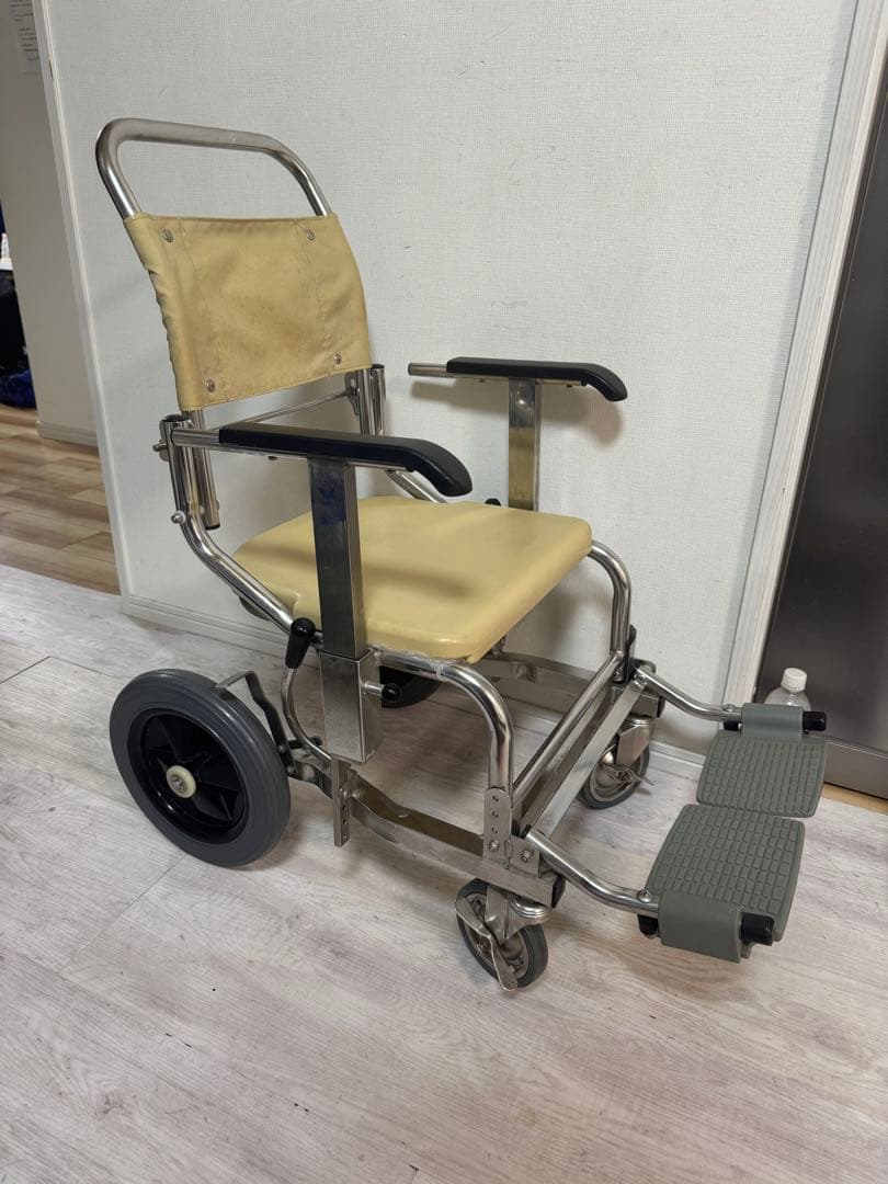 介護　入浴車椅子　シャワーキャリー ステンレス製入浴用車椅子折りたたみ式