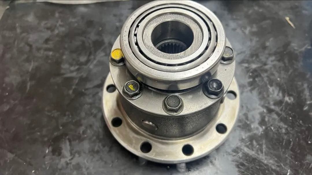 ジムニー　JA11. JB23.JB74 JB64などにロッカー組み込み済みデフ