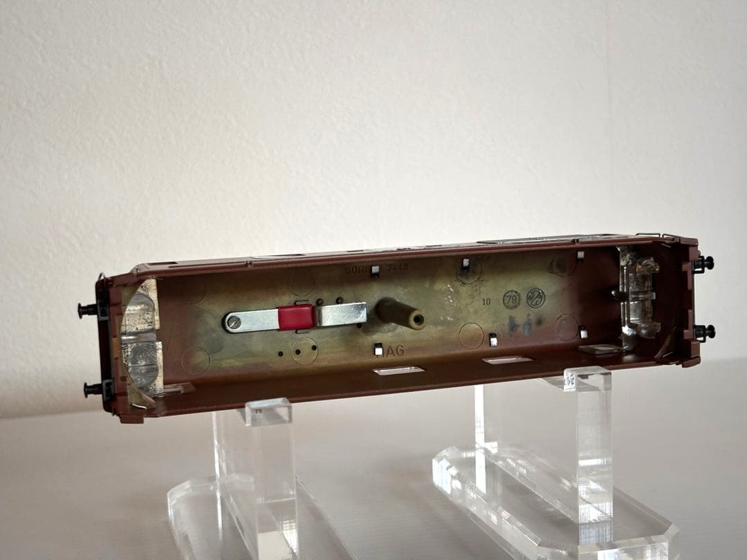 スイス HAG社 HOゲージ BLS Ae 4/4（261） ボディ - メルカリ