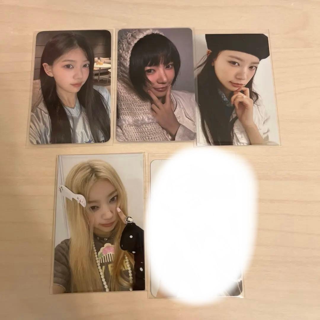 ILLIT モカ 画像2枚目あり まとめ売り MD グッズ