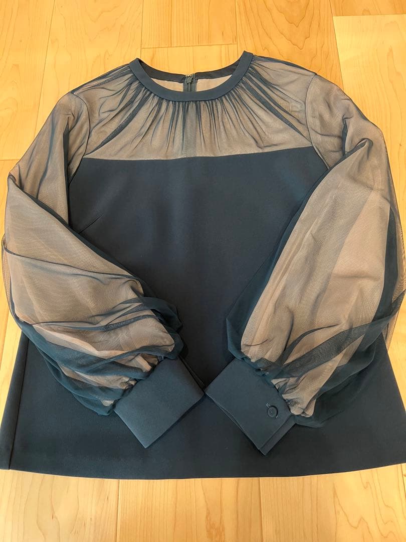 【最終値下げ】【美品】 エポカ　EPOCA ダークグリーンスーツ