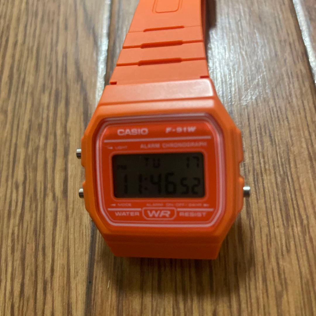 CASIO F-91 オレンジ チープカシオ - メルカリ