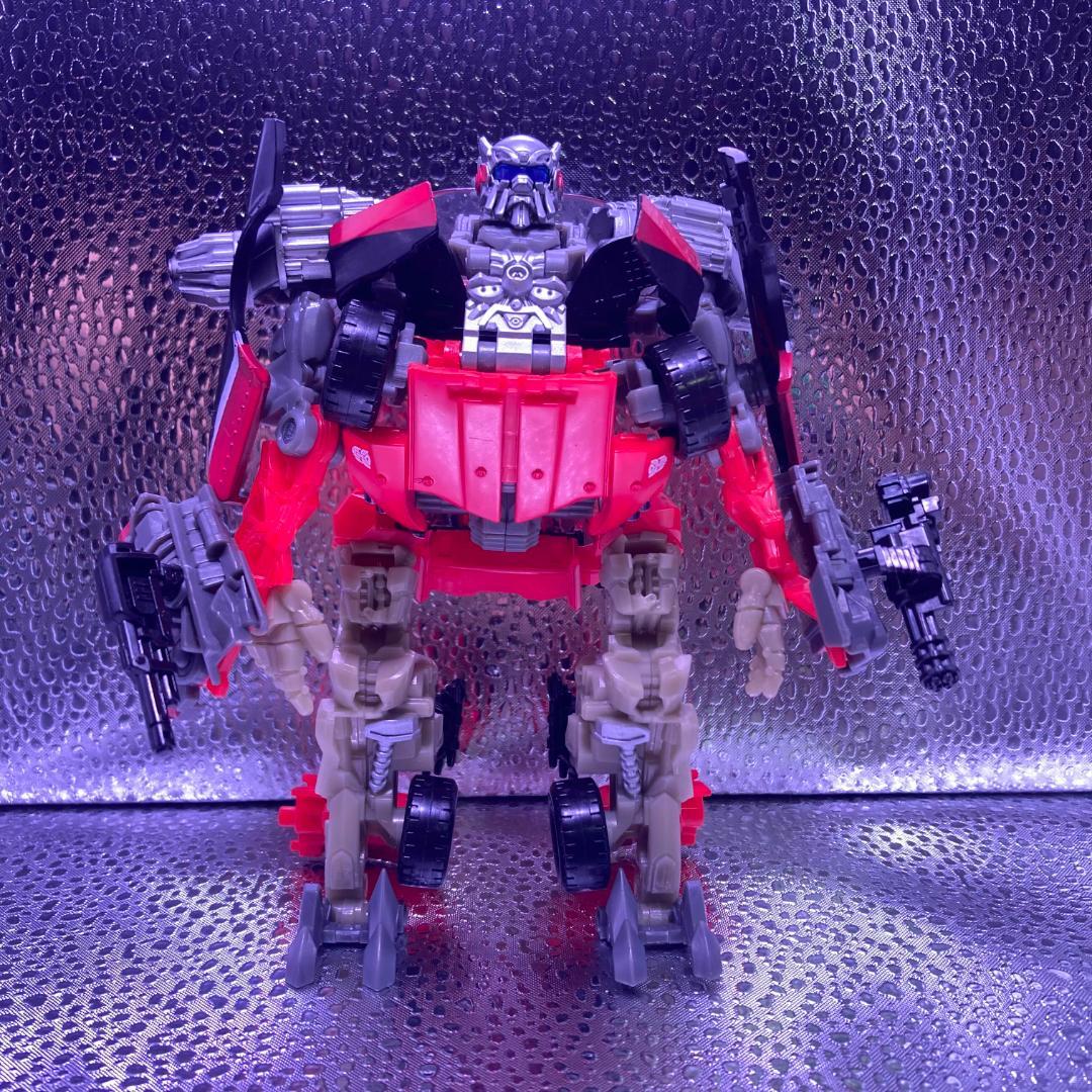 トランスフォーマー DA34 レッドフット レビュー：TFダークサイドムーン レッドフット: 超偏見超変形