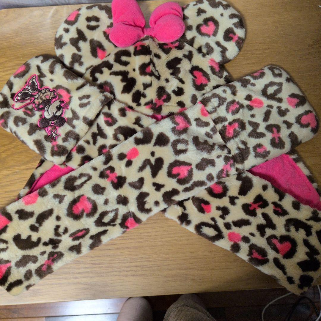 ミニーマウス ヒョウ柄耳付き帽子とマフラーセット - メルカリ