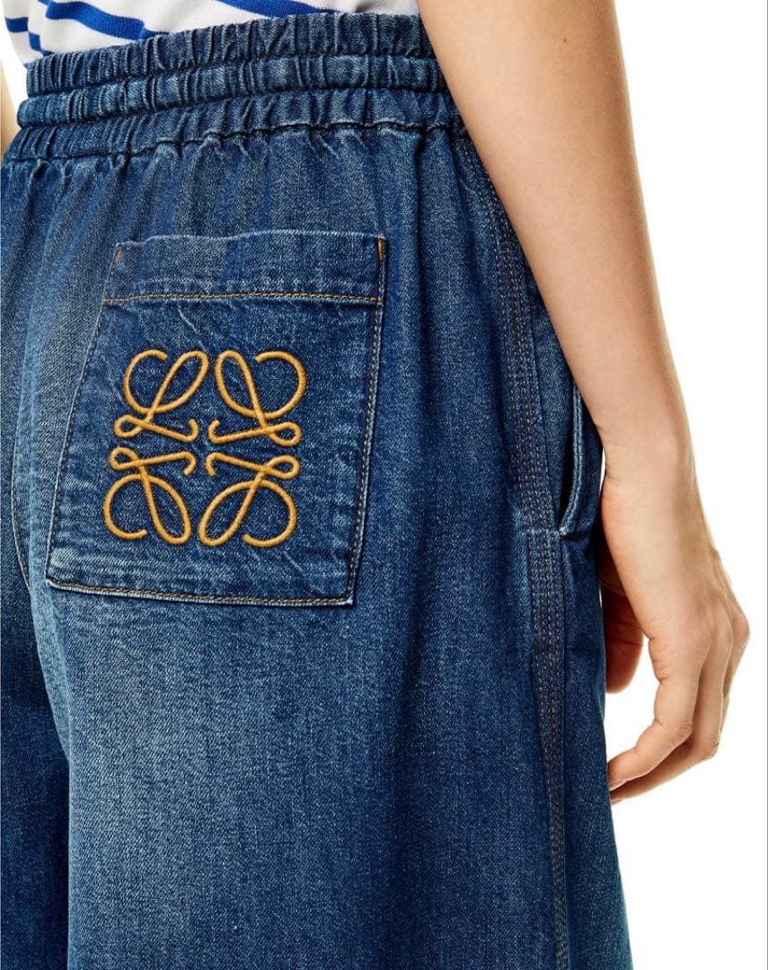 ロエベ アナグラム ジーンズ