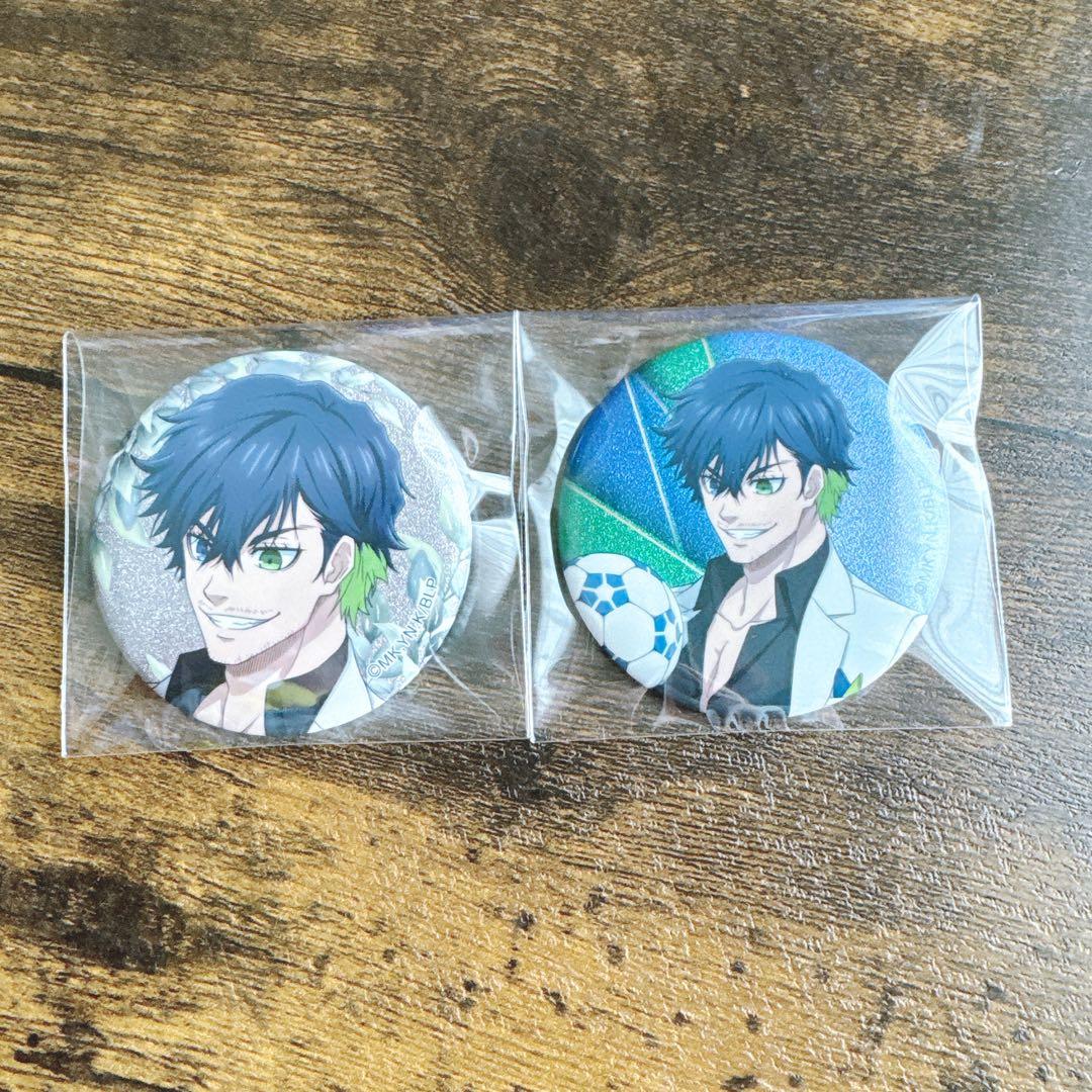 ブルーロック アムニバス 白スーツ 缶バッジ オリヴァ 愛空 - メルカリ