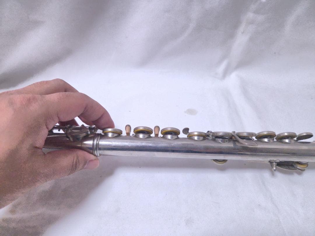 YAMAHA YFL-23 フルート 日本製 Eメカ付 ハードケース付#3034 - メルカリ