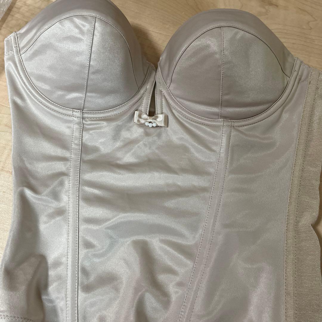 bridal bloom   ビスチェ　 E70  美品