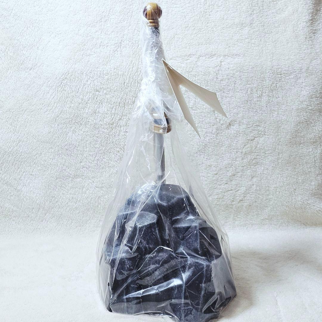 ドラゴンクエスト ふくびき所スペシャル ロトの剣 岩台座付き - メルカリ