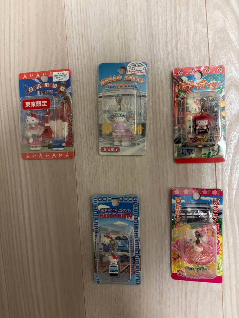 東京限定 ハローキティ ストラップ 5点まとめ売り ご当地キティ ストラップ 東京限定 新宿バージョン ハローキティ ー