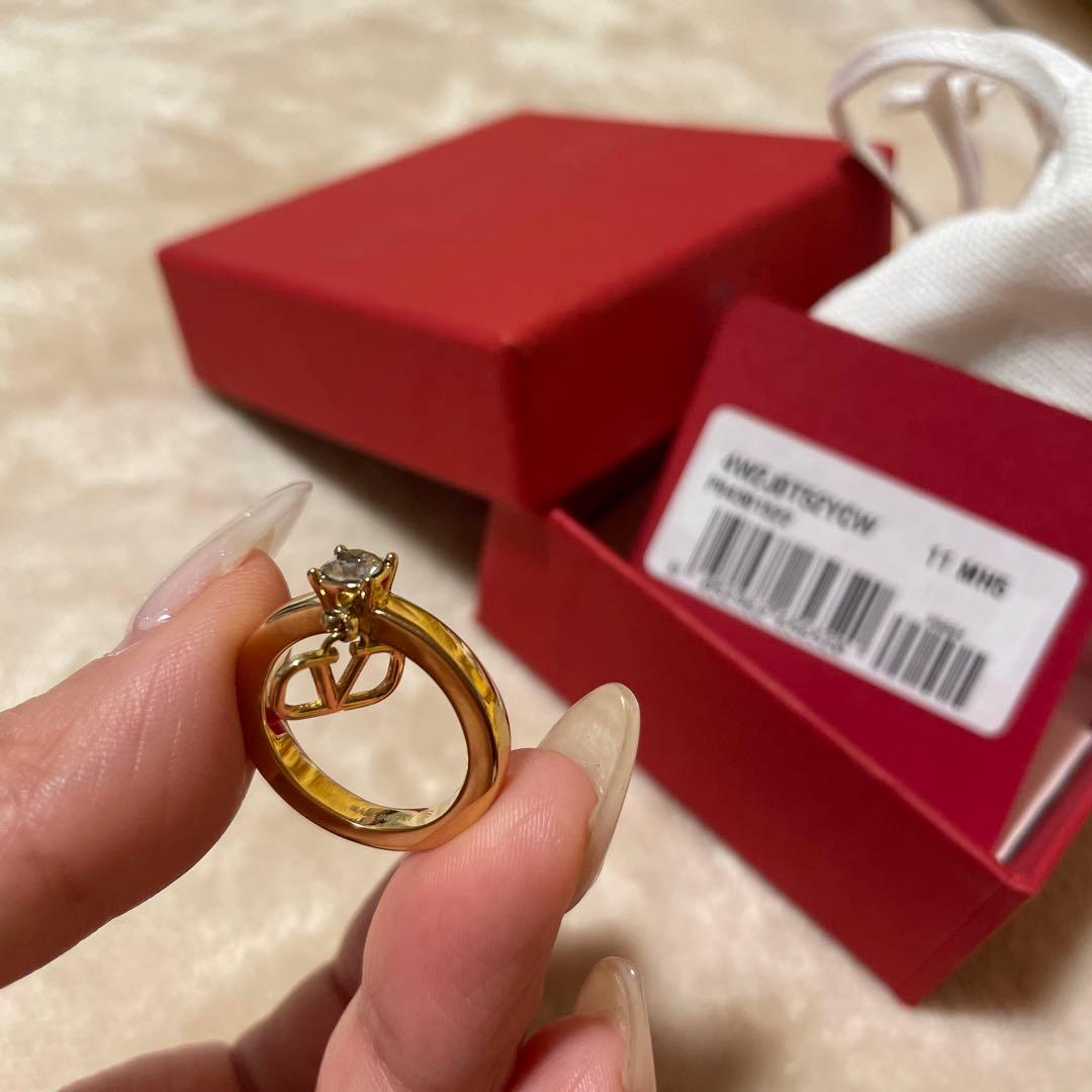 ーharukaーVALENTINO GARAVANI リング メタル ーharukaーVALENTINO GARAVANI リング メタル Valentino Garavani