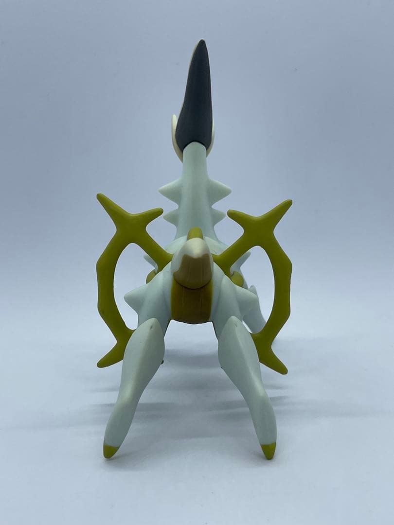 希少】立体ポケモン図鑑アルセウス(いわタイプ) - メルカリ