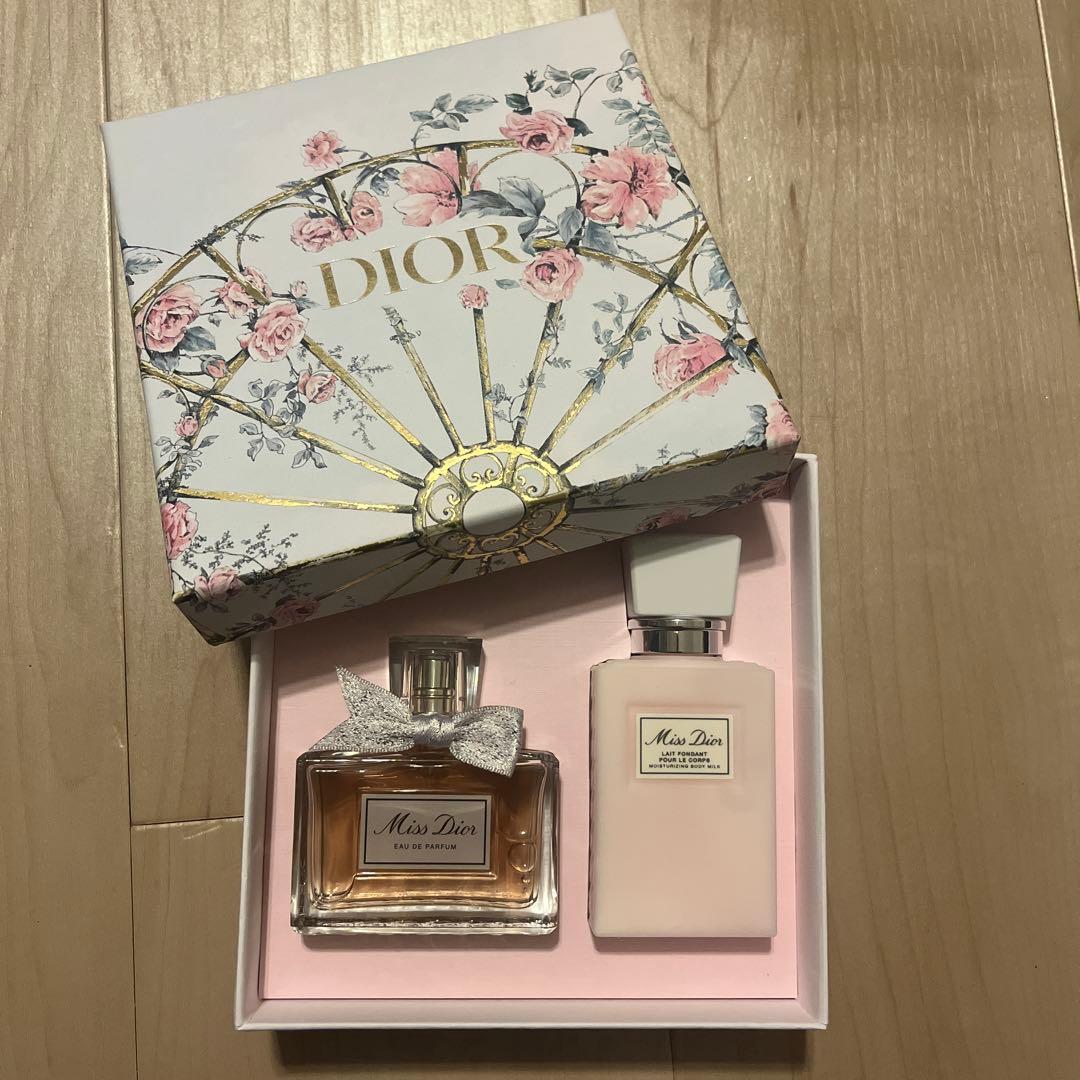 ミスディオール オードゥパルファン コフレ　dior 香水