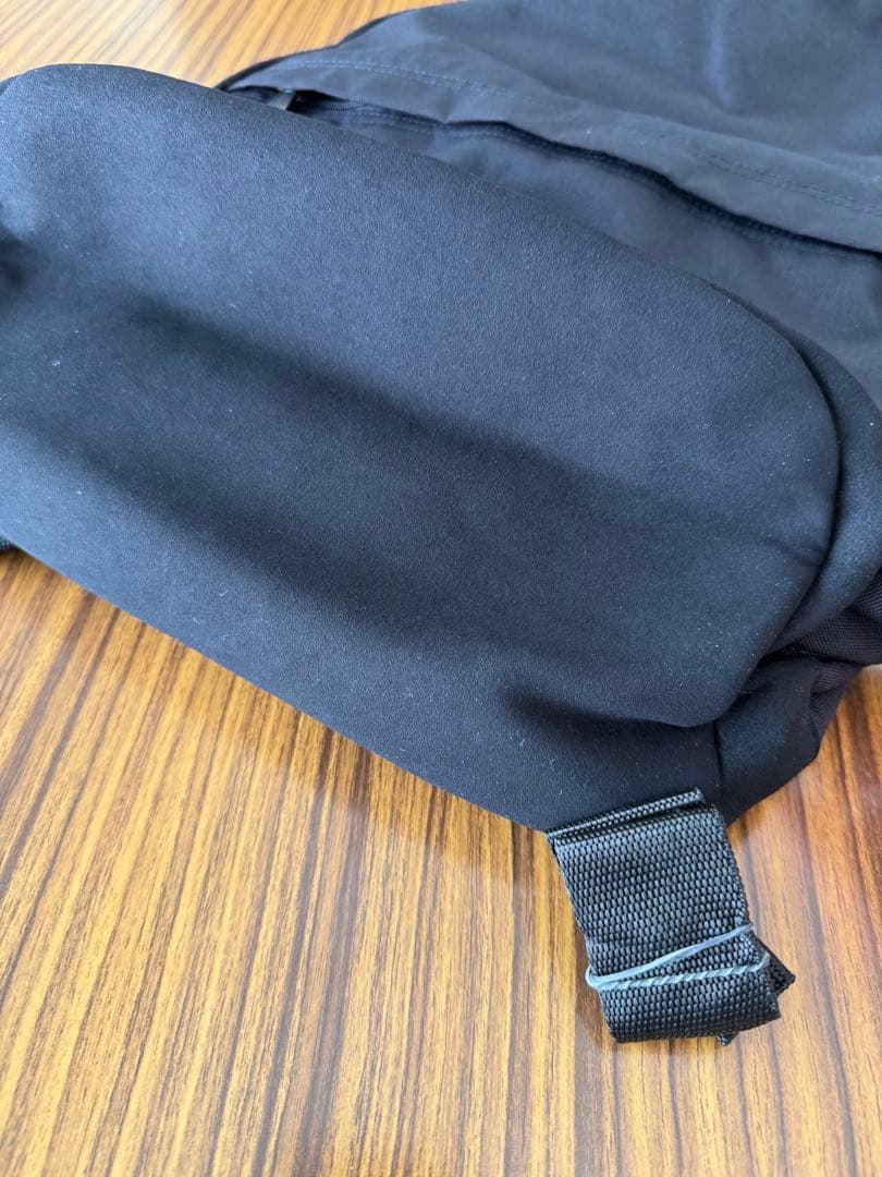 バッグ THE DAY PACK by EASTPAK BLACK 20.5L