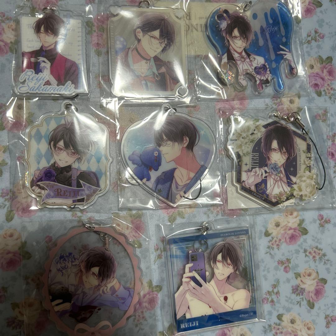 逆巻レイジ アクリルストラップ 8点 - メルカリ