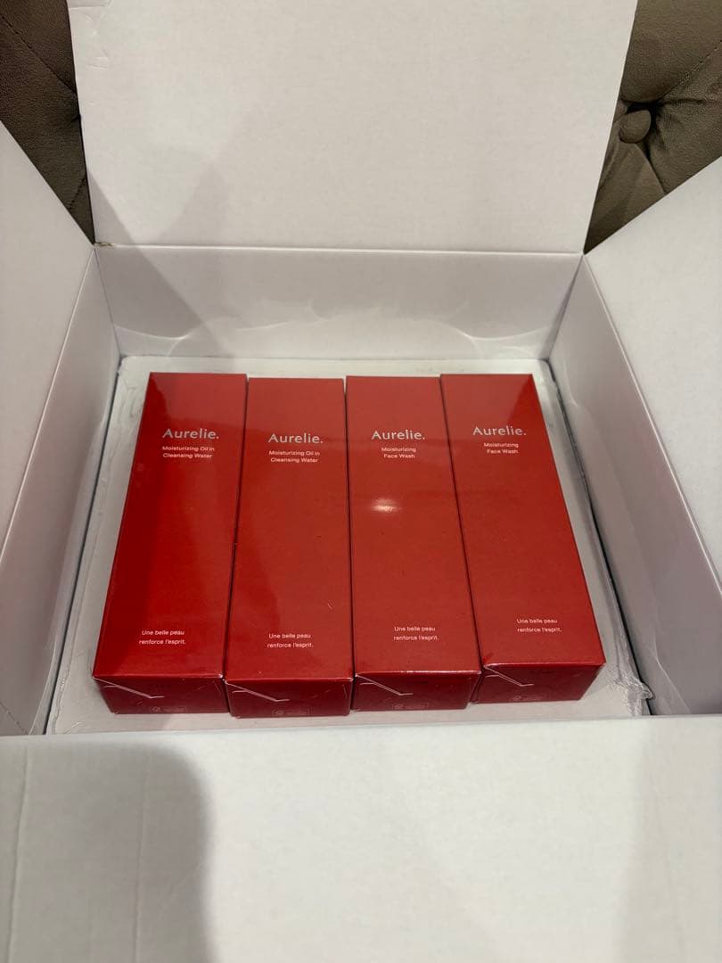 Aurelie モイスチャライジングオイルクレンジング 4本セット