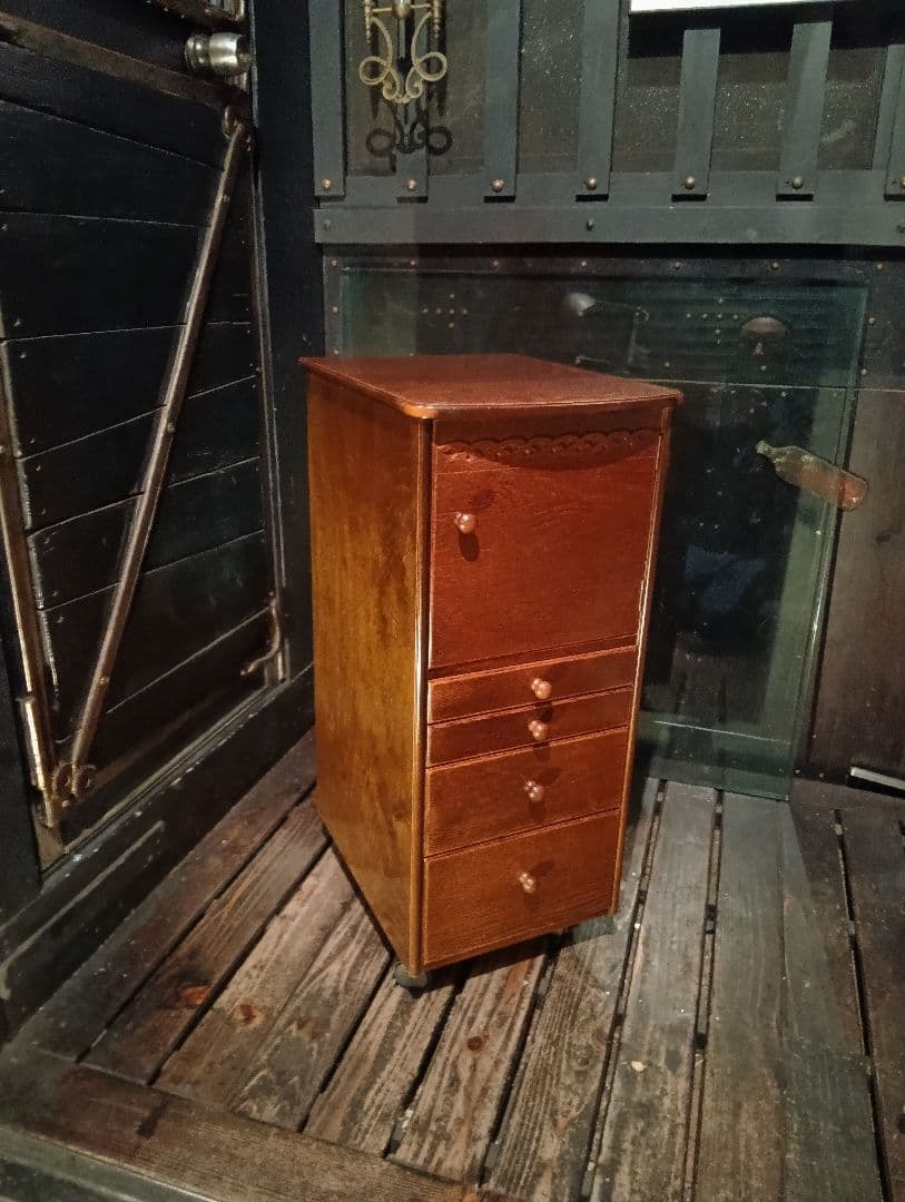 希少 廃盤 パリの雑貨屋 サイドチェスト ジュエリー キャスター ボード