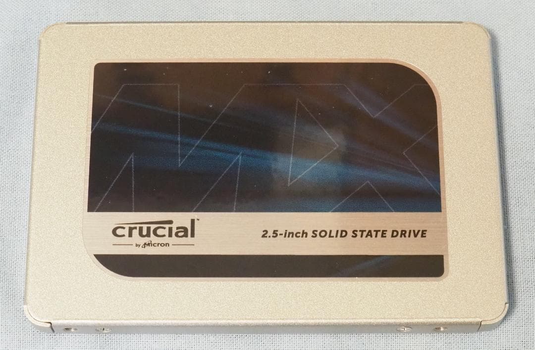 crucial MX500 1000GB 2.5インチSSD