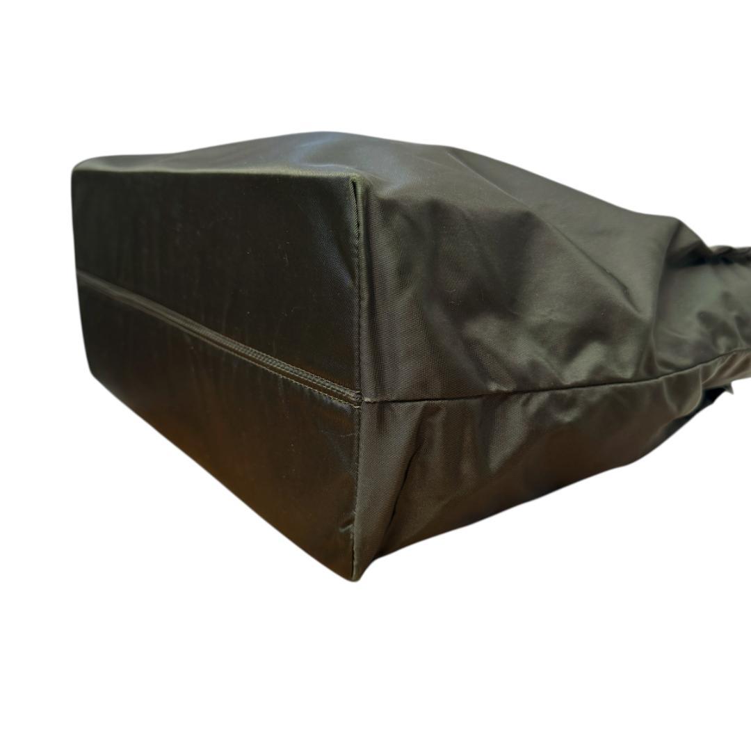 美品 Felisi 3411 トートバッグ 肩掛け A4可 ロゴプレート カーキ