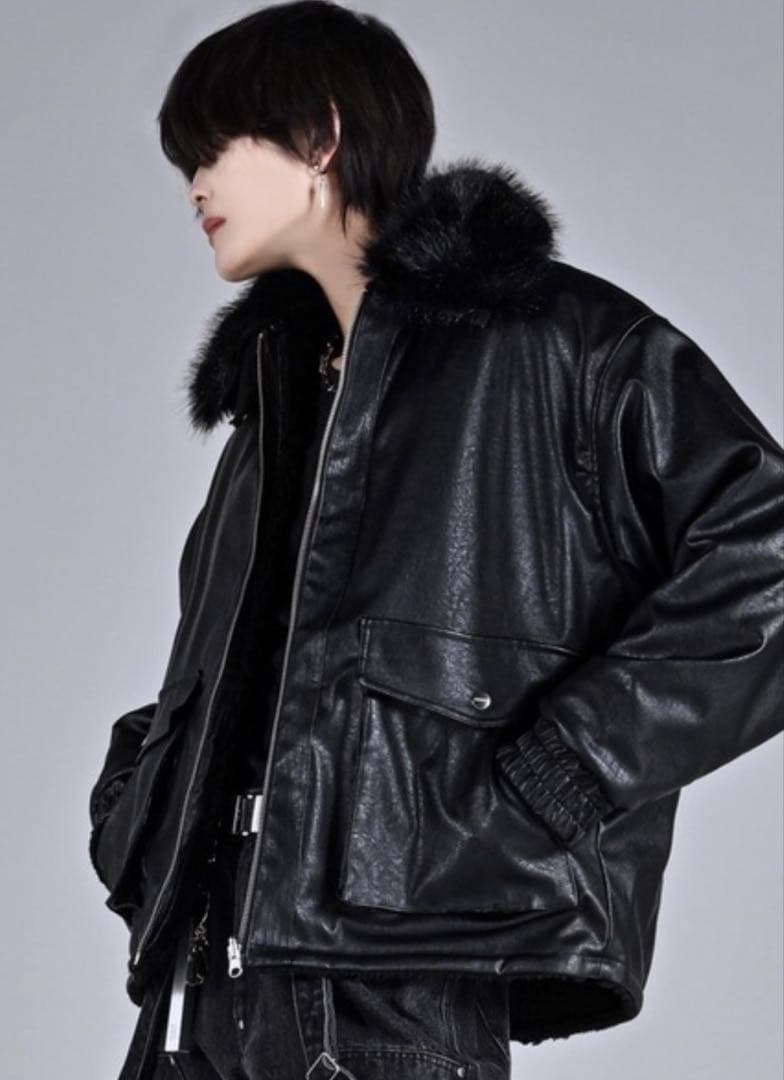 ブラックレザー・ボアジャケット
